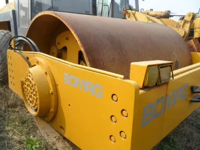 USED BOMAG BW217D-2 ROAD ROLLER 