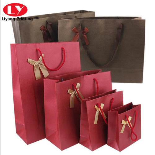 Dark simple style gift bag