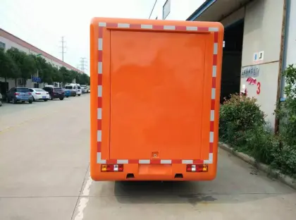FAW 4x2 commercial van