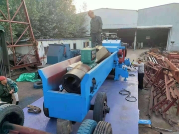 Holzhacker professionelles Zerkleinern von Sperrholz