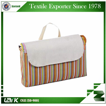 High quality fold up picnic blankets,outdoor portable picnic blanket with carrying bag
