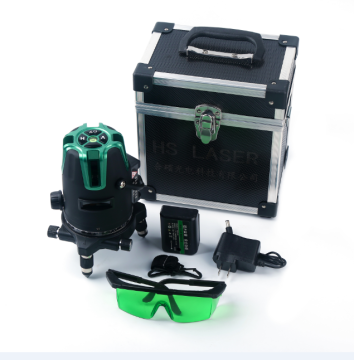 High precision laser level