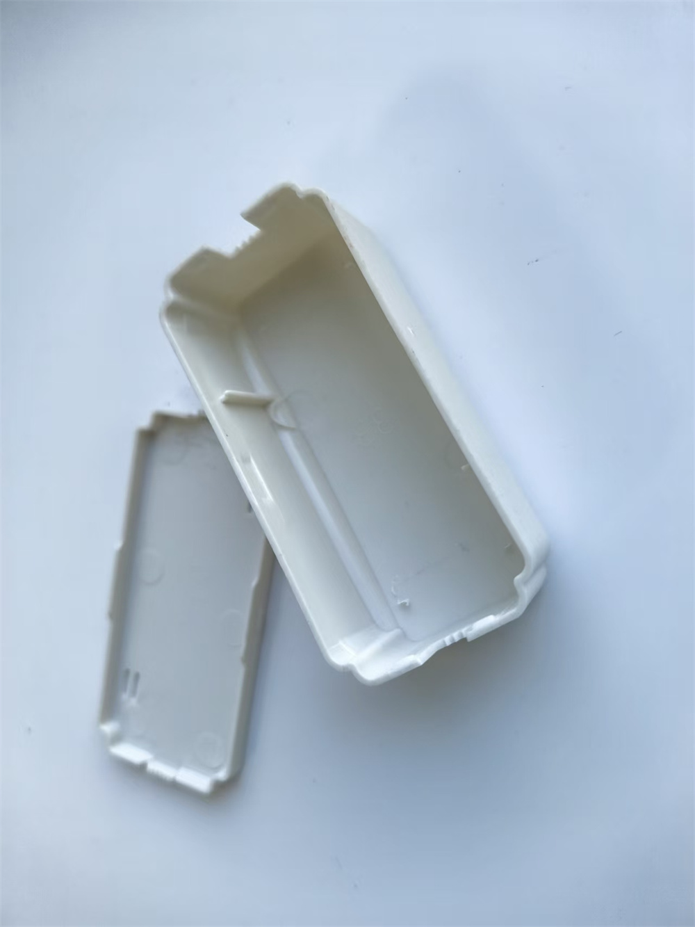 Electrical housing injection molding (8)