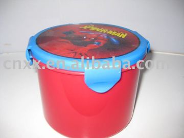 plastic lunch box with spoon