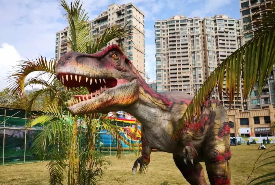 dinosaur life size