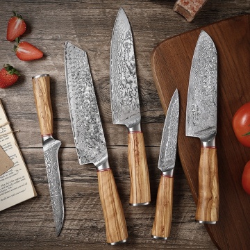 Skinner Damascus 67 ชั้นมีดชุดพร้อมที่จับไม้มะกอก, ความแข็ง 60 ชั่วโมง