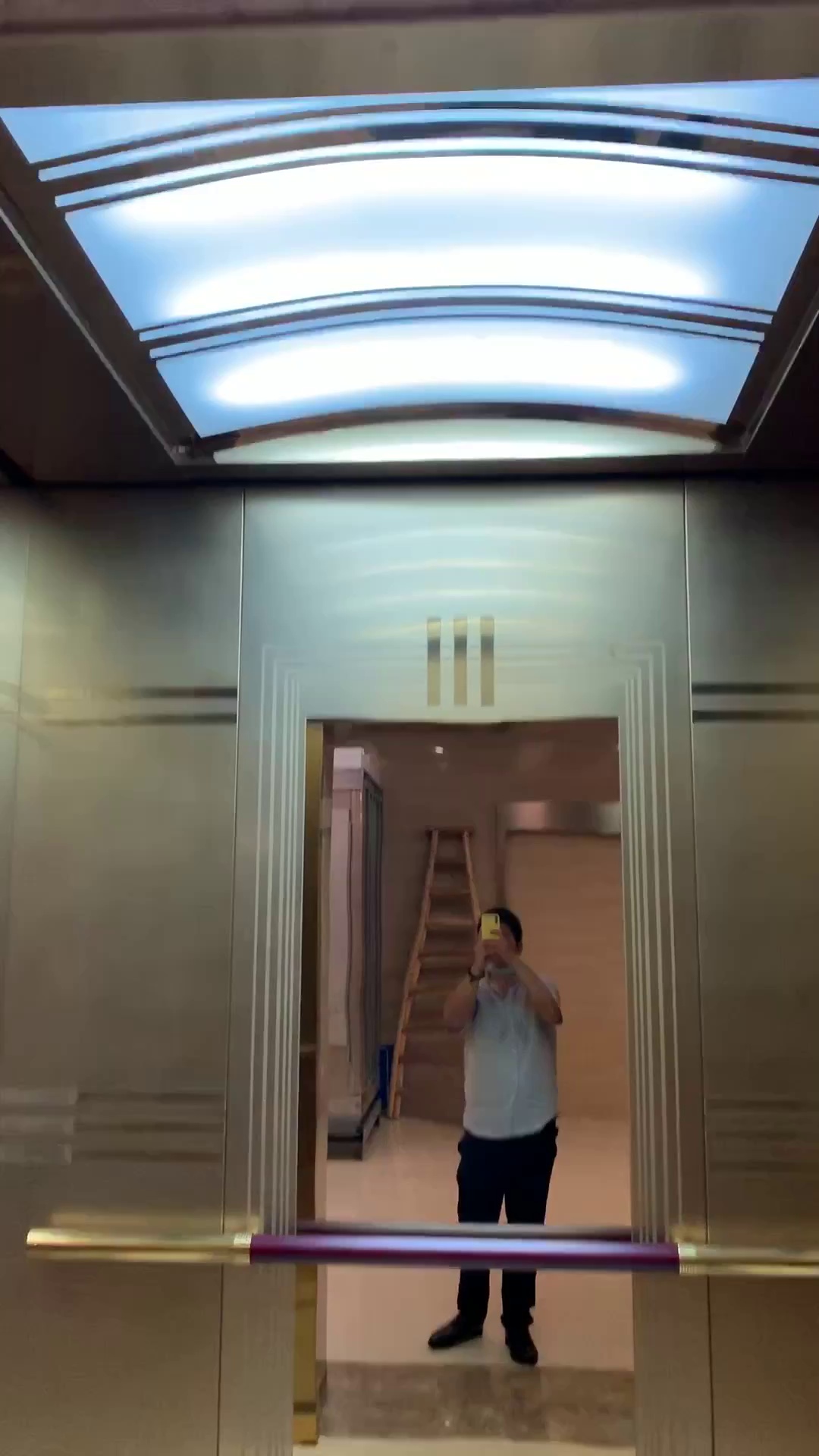Gearless Hairline Stainless Steel Passenger Elevator Lift