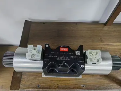 Danfoss VICKERS Hydraulic Solenoid Valve