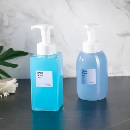 Cosmetic Package Foaming Bottle Plastic Bottle