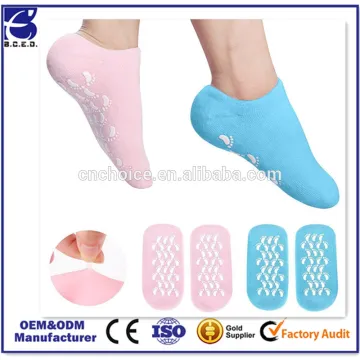 Ultra-Soft Moisturizing Socks with Spa Quality Gel for Moisturizing Vitamin E and Oil Infused, Gel Socks Helps Repair Dry Cracke