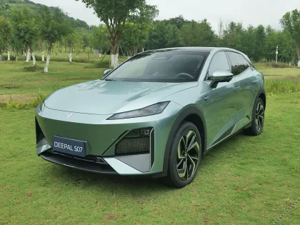 Changan Deepal S07 Hybrid Electric SUV Cars