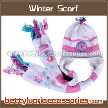 HOODED SCARF