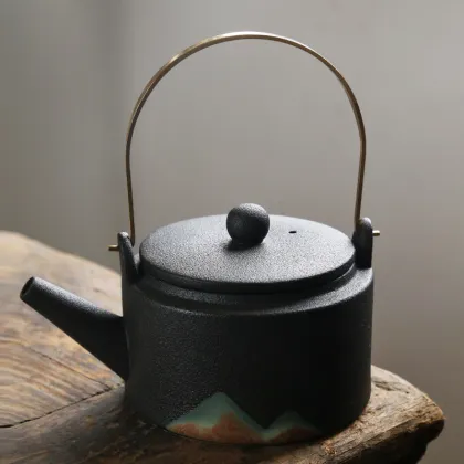 Japanese-Style Round White Ceramic Teapot for Kung Fu Tea