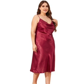 Luxurious Solid Silk Sleepwear: Discover Seda Pura Plus Size Pajamas, Nightgowns, and Onesies for Ladies in Satin