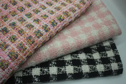 Wholesale Quantity Woolen Sofa Tweed Coat Fabric for Women's Clothing