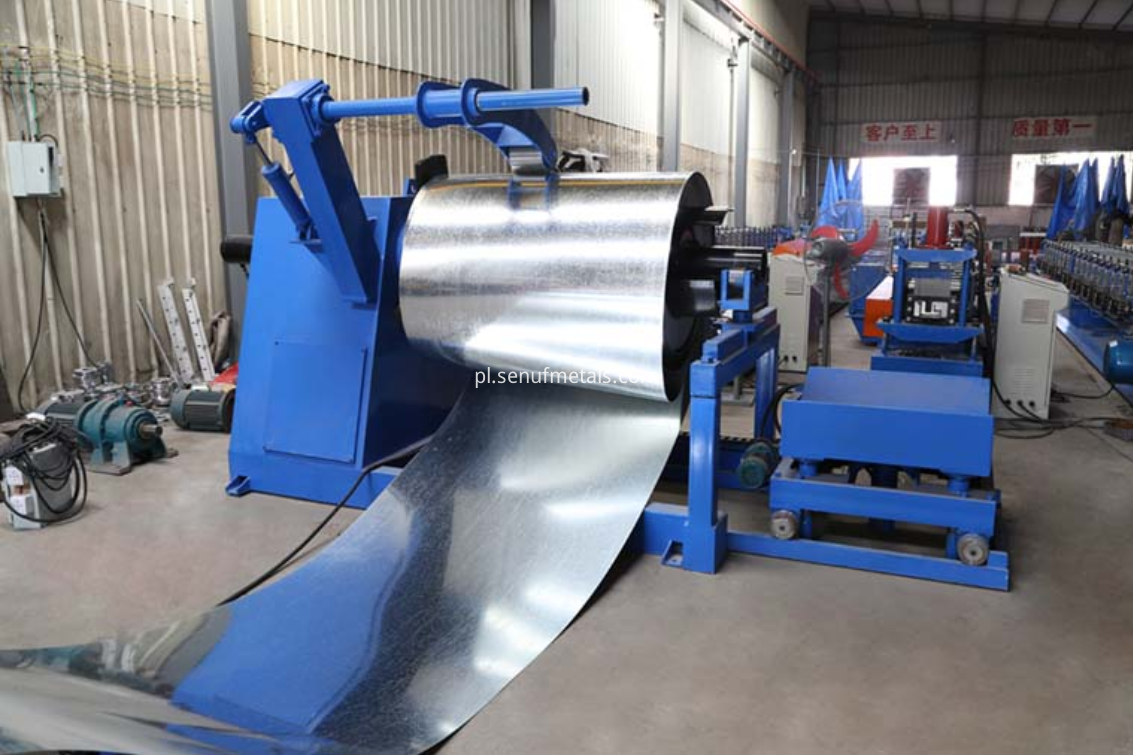 Corrugated roofing machine decoiler