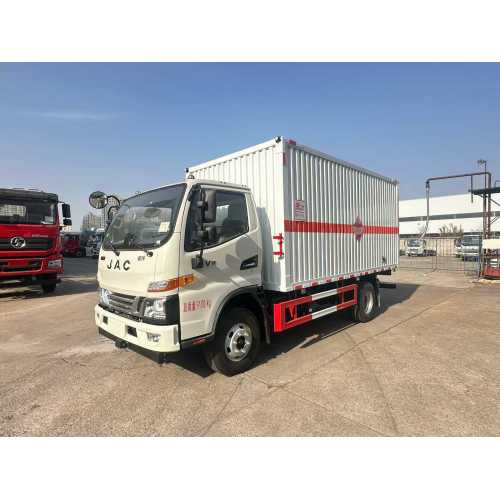 Взрывозащищенный грузовик для опасных сред