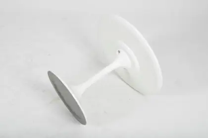 Eero saarinen tulip dining table