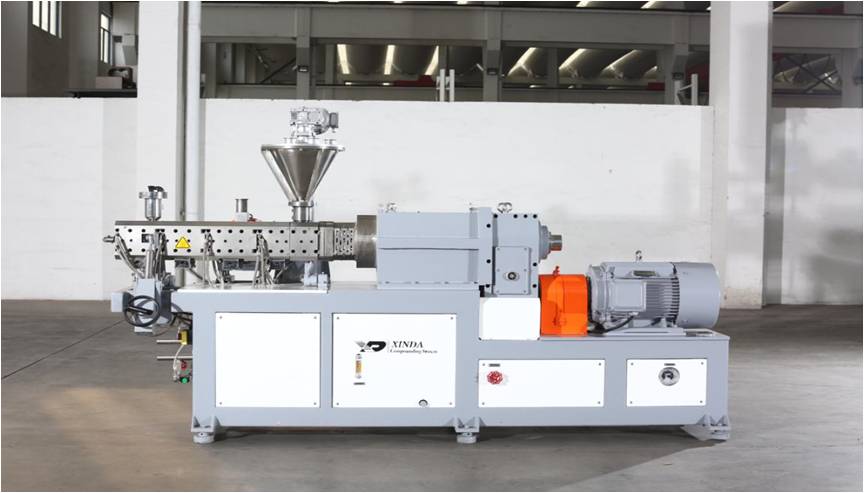 twin screw extruder