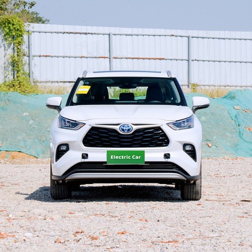 Oil electric hybrid Toyota Highlander