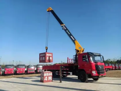 CCC Certificated Construction Machinery Crane Truck