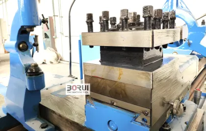 China Heavy Duty Universal Manual Lathe Machine CW6163B - Tengzhou Mainland Machine Tool Co., Ltd.