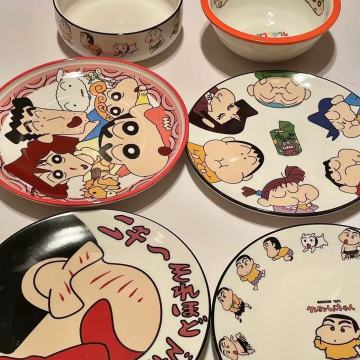 Stylish Anime-Themed Dinnerware Collection