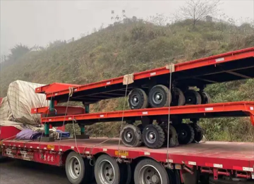 Semi Truck Flatbed Truck