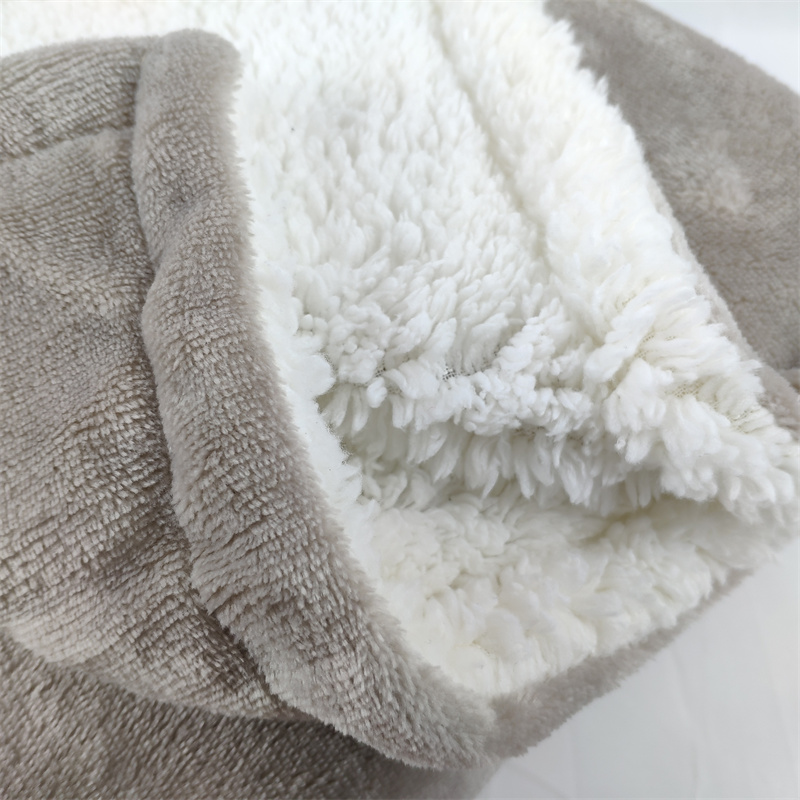 Breathable Velveteen Blanket For Home