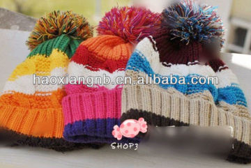 SOOTHERS Snowflake Womens Knit Hat Set Winter Gloves Beanie Cap Black