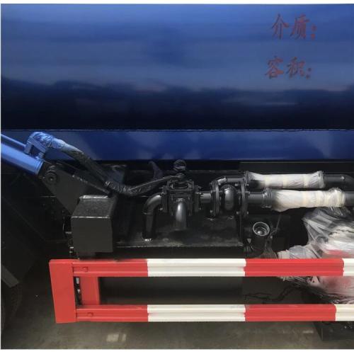 4x2 Dongfeng Diesel 6000L Caminhão de esgoto a vácuo