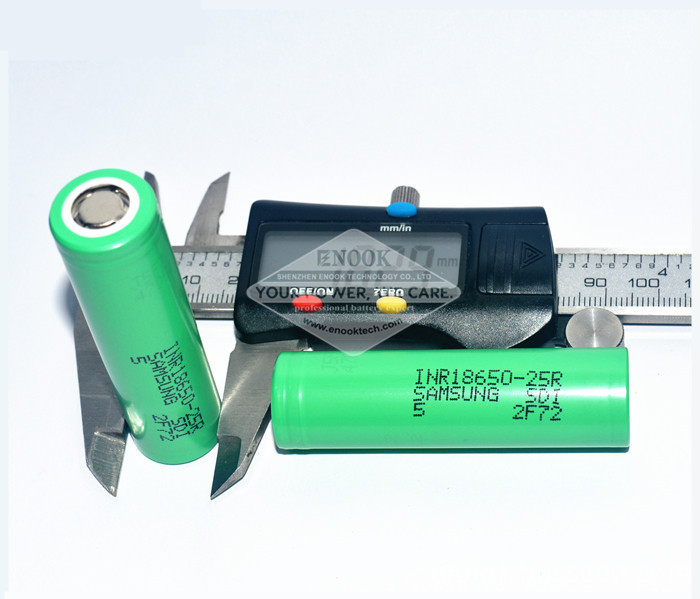 Samsung 25R 2500mAh Li-Ion 18650 Battery