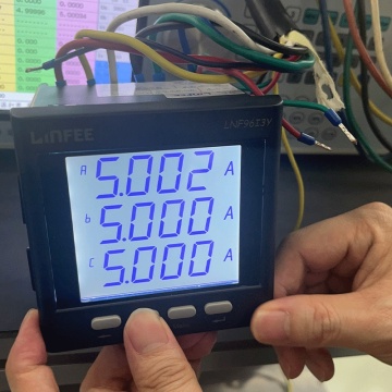 Панельді орнатылған AMMETER LCD дисплейі 2DI / 2DO үшін міндетті емес