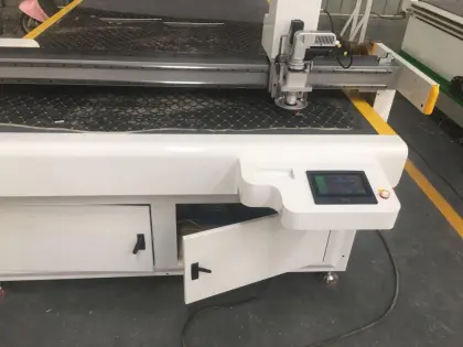 Band Knife Cloth Fabric Roller Blind Cutting Machine