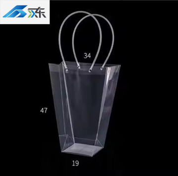 Trendige PVC-Tragetaschen mit eleganten Designmerkmalen