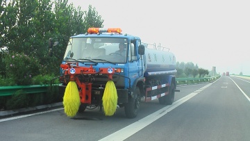 Truck Mounted Highway Guardrail grill Cleaning Brush