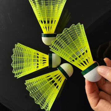 Rekabetçi Maçlar için Premium Naylon Badminton Raketle