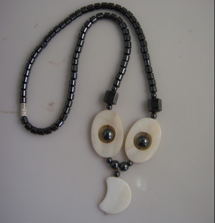 Collier de coquille de perle d&#39;hématite