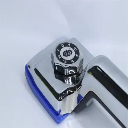 Carpet Installation Tools (Carpet Kicker & Iron)