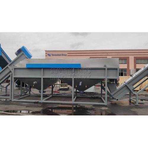 Recycling Plastic Machine PP PE flakes waste plastic recycling washing line Factory