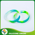 Color Promocional Mezcla en relieve personalizada pulsera de silicona