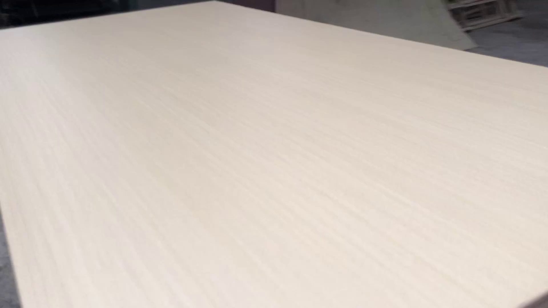 White MDF Laminated with T Slot for Exhibition