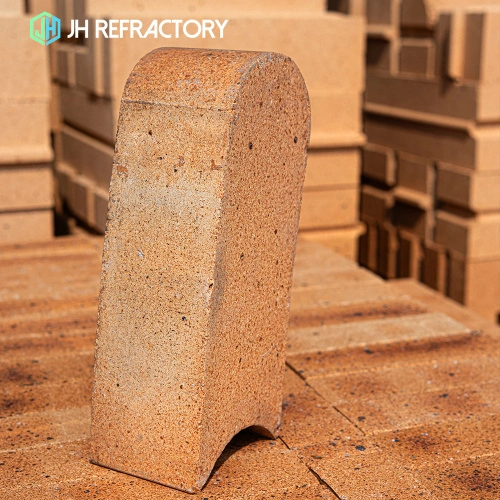 Universal Arc Clay Refractory Bricks: An Overview Manufacturer and Supplier