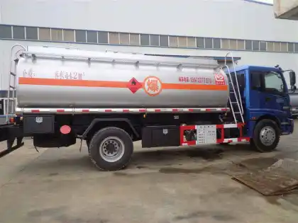 Auman 14000L Carbon Steel Oil Tank Truck