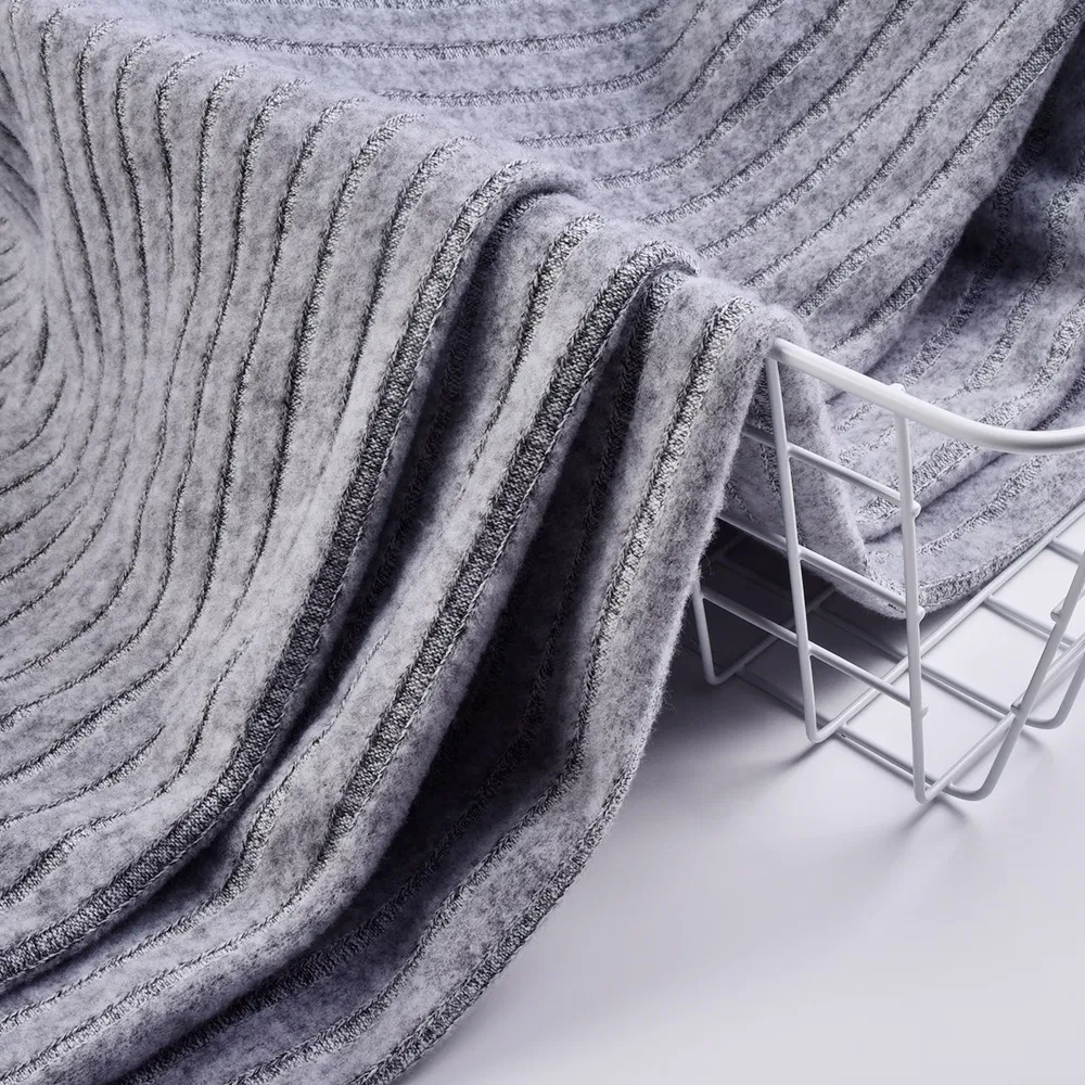 แฟชั่นสไตล์ Tr สแปนเด็กซ์ 8 * 4 Rib Melange ผ้าสักหลาดถักสำหรับตัดเย็บเสื้อผ้า