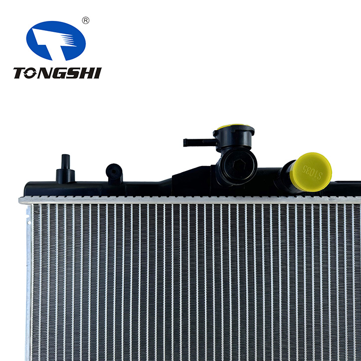 Nissan Bluebird / Stanza / Axxess 2004–2009 AT Radiator