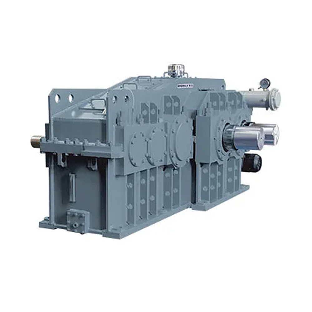 Special gearbox for rubber mixing