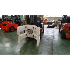 Forklift Attachment Roll Clamp