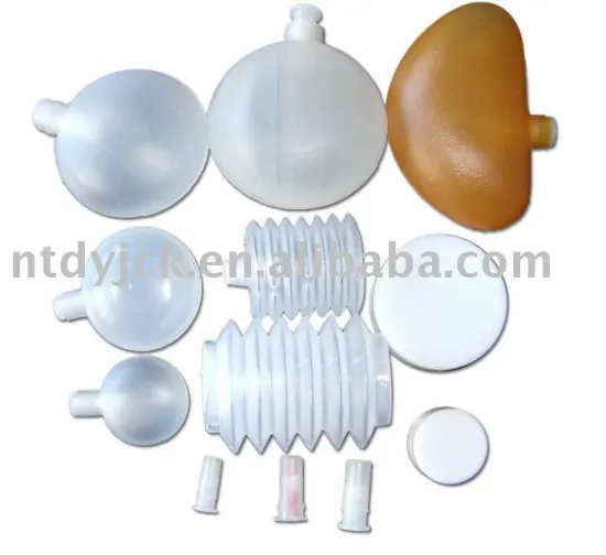 Various types of plastic toy accessories BB squeaker