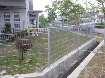 Welded Wire Mesh Fence Panels